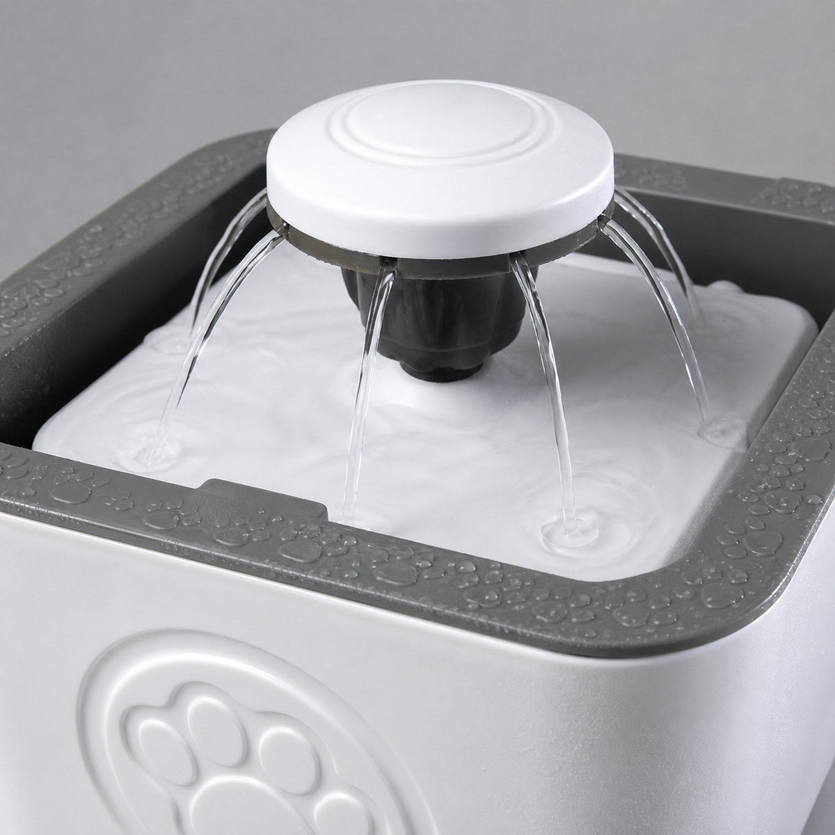 Fuente de Agua para Mascotas 2,5 L — Chorro Múltiple
