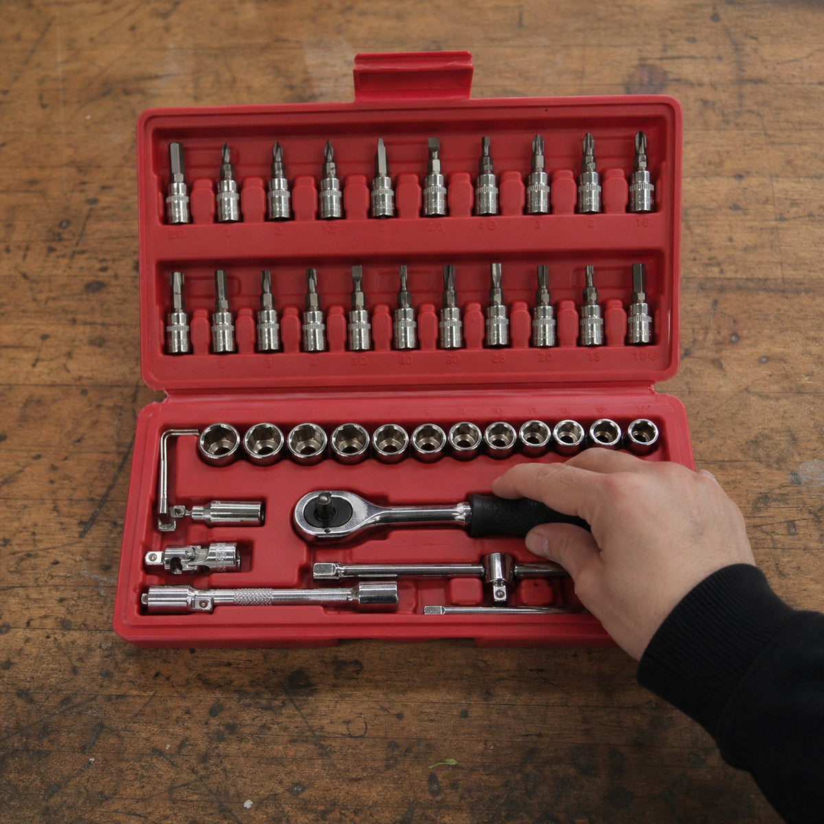Set de Herramientas 46 Piezas — maletín para el carro y la casa